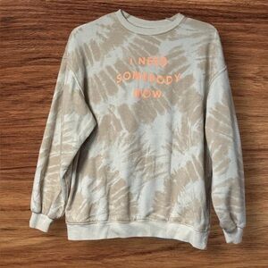 EUC SHAWN MENDES THE TOUR I NEED SOMEBODY NOW TIE-DYE TAN SWEATSHIRT XSMALL